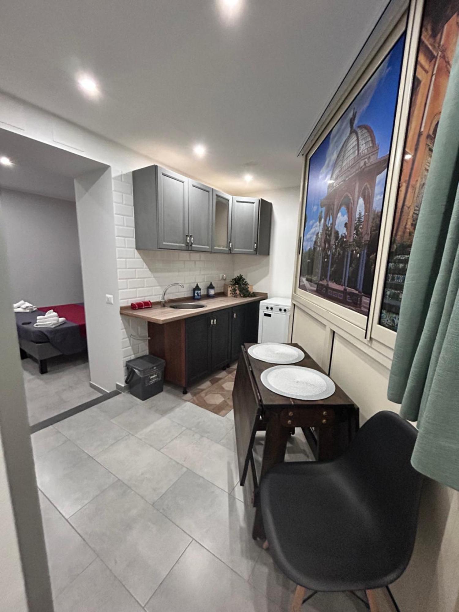Pacini 88 Rooms And Apartment Catania Centro חדר תמונה